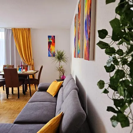 Felde Slp 3- Zimmer Ferienwohnung In Essen- Steele *