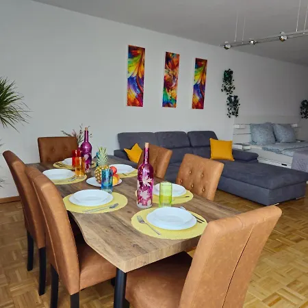 Felde Slp 3- Zimmer Ferienwohnung In Essen- Steele