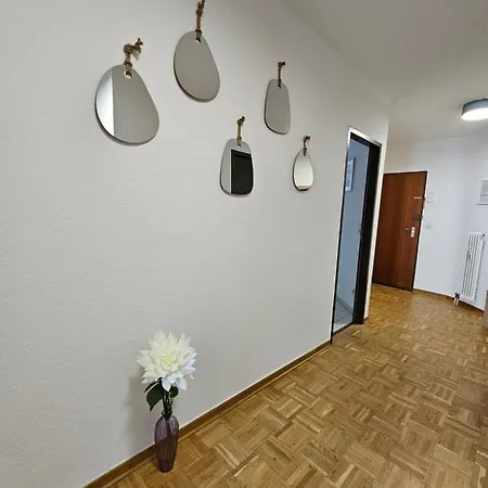 Felde Slp 3- Zimmer Ferienwohnung In Essen- Steele Apartman Essen